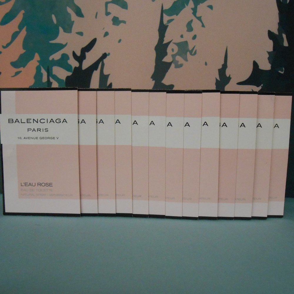 12 Balenciaga Paris 10 Avenue George V L'eau Rose New